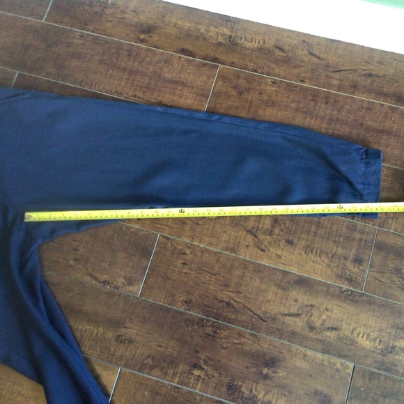 Aritzia Babaton pants deep blue, front slash pockets Sz 8 - Picture 10 of 11